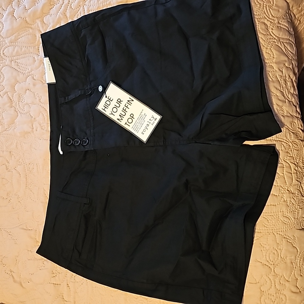 Royalty For Me Livin the Life Shorts - Black - XL